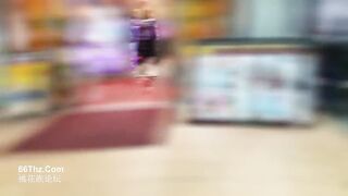 FC2PPV 3日間限定【個撮】ギャンブル依存症の主婦、二人の男に押さえつけられ他人棒で膣奥たっぷり中出しされる jav