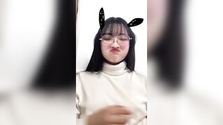 眼鏡女子の自撮りオナニーライブイ◯スタ jav jvip