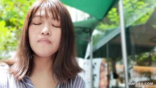 FC2PPV 4765800 26まで990pt【美人妻&ボ乳】【初】コ持ち人妻が巨根男にお悩み相談「中に出してください~♡」夫に内緒で他人棒と濃厚中出しセックス jav