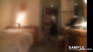 FC2PPV 4778155 【ゲッター・未修正】美ギャルに生挿入!!可愛いニコニコ笑顔で性格がイイ!!スレンダー美肌!!手マンで糸が引くほどのネットリマン汁たっぷり!!オリジナル版 jav