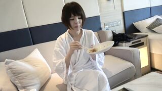 FC2PPV 840142 【個人撮影】ショートボブ美人妻れいなさんとラブラブ痴女プレイで生ハメ中出し jav