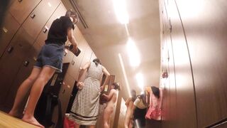 【実録、更衣室○撮　vol.17】～とっても仲良し！シー級三人娘編 ipcam (2)