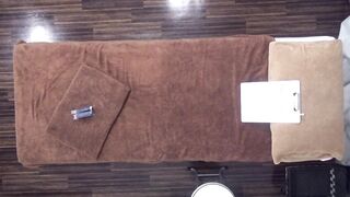 FC2PPV 4782497 1026迄半額！【無半ナマ】背が高く、少し地味めで真面目そうなOLさんが、休日に来店してくれました。初めてのオイルマッサージ体験のようです jav 2