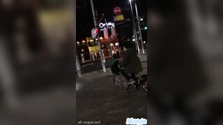 【お買い物中の眺め91_ちっぱいver】ミニスカとロングブーツのエロエロボディを店内で ipcam