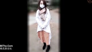 FC2PPV ３日間限定【個人】浪費家の美人妻。返済できず部屋に連れていかれ生膣に中出しされる jav