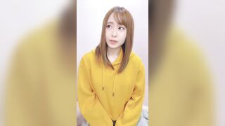 黄色のスウェットシャツのセクシーな下着 S級美女美乳オナニー jav jvip