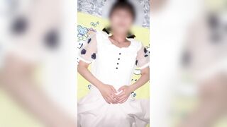 養子を脱がせて未発達な体の成長観察。鬼畜親父37 jav jvip