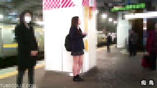 この前電車内でマ◯コ丸出しにしたJ〇の片割れを雑居ビルに連れ込み喉奥へ生チンをブチ込むイラマ jav jvip