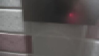 【宅配胸チラ】美巨乳人妻配達先で乳首が丸見え jav jvip