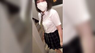 金欠女子にマンション通路で露出してもらいました jav jvip