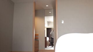 〔非コンプラ動画(80)〕ホテルスタッフ集団痴カンキ▽※ト■ホテル新□■京※女性客室係(身長160cm前後、ポニーテール20代前 jav jvip