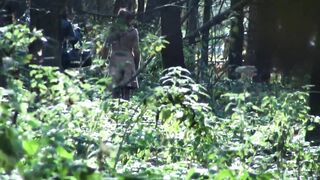 Young Girls Pee In The Bushes ipcam