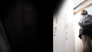 【和食レストラン更衣室盗撮】制服で出勤。巨乳JKの着替え隠し撮り jav jvip