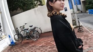 原宿ストリートスナップでコッソリ★胸チラ★パンチラ★パンティずらし外性器撮り成功！04「CMタレント級美女の極上チラリズム！G- jav jvip