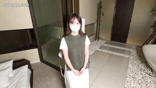 FC2PPV 4792623 ♡11 17日迄半額【無・完全素人】32歳の可愛くて綺麗なシングル〇ザー！だんだん緊張と警戒心がじわじわ消えて、びん立ちの太マラでイカされます jav