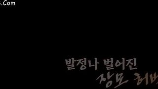 Horny Mother in law Who Spreads Thighs Wide in Desire korean porn