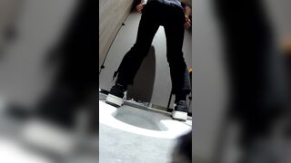 お尻を吹いて水道管を破裂させるお嬢様の高画質パノラマショット ipcam (6)