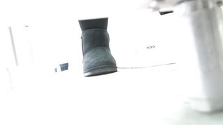 期間限定　至高洗面所盗撮 60　熟女のトイレ盗撮 Vol.16【伝説】 ipcam