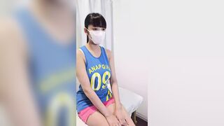 乳頭検査で感じてしまう美巨乳ティーン患者が自宅でしている自慰行為を披露してくれました jav jvip