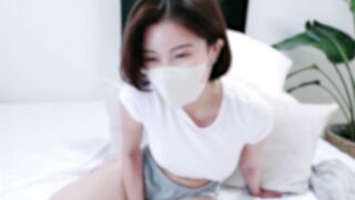 【即削除】潮吹きながら「ちんちん大好き」を連発する激エロ奥さま ※無 jav jvip