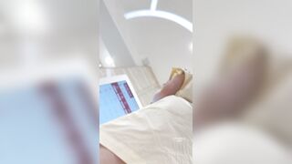 【 KFC 】JK制服学生妹逛街。纯白色内内贴着拍超清[某房原版] ipcam