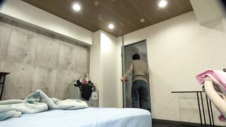 FC2PPV 4796242 幼馴染とイチャラブsexをした翌日…。また濃厚セックスするつもりが、デカチンなイケメンに寝取られてました… [有] jav