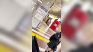 JD盗撮日記22　あの緑のインナーカラーの激カワ小悪魔アイドルJDを電車内とトイレ内で盗撮【※完全主観21分超撮影】 jav jvip ipcam