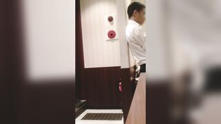 トイレ盗撮なのに乳首も見える♡全5名　【複眼洗面所盗撮】 jav jvip ipcam