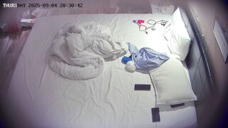 ホテルコレクターズアイテム✅JKスカート姿の可愛い女の子が乱暴に引きずり下ろされ下着を脱がされたままセックスされる（続報） jav jvip (44)