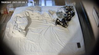 ホテルコレクターズアイテム✅JKスカート姿の可愛い女の子が乱暴に引きずり下ろされ下着を脱がされたままセックスされる（続報） jav jvip (49)