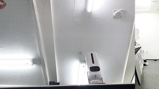 【予備校逆さえ●かさん高野さん完結編】19分超え顔出し解禁スカート無限折り＋ジャージ脱がし編 jav jvip