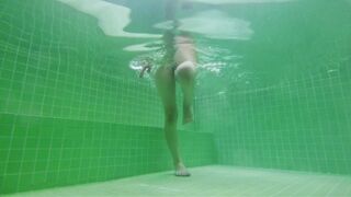 《部活合宿大浴場♯2》私立S大付属・女子新体操部（④～⑥カメ・衝撃シーンあり）《公●施設流出》《39分》 jav jvip ipcam (2)