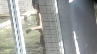 lnh01-10 【撮師ハーミットの独壇場！超接景露天風呂】Vol.1 ピンクの素肌に一目ぼれ そんなあなたは人の妻 jav jvip ipcam (3)