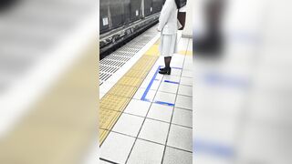 爆乳おっぱい姉さん見ーつけた♡OLに変身したGカップ美女を通勤中に【おっぱい痴かん】 jav jvip