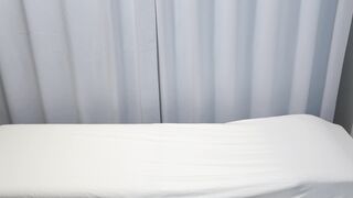 誤って聴診器が触れてびくっと感じてしまうティーン患者の心電図検査と超音波検査。感度が良いので少しイタズラしてみました jav jvip