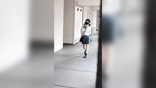 （25分）Iカップ美爆乳ロリ顔制服女子を毎日エレベーター盗撮後連れ込み！爆乳を弄びねんいち液たらり jav jvip
