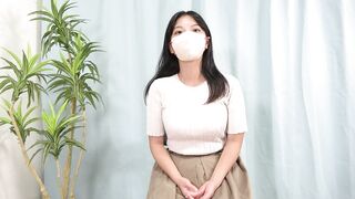 爆乳SSS級女子大生が再びワクチン接種でセクハラ揉み♡流石の揉み応え【パンチラワクチン接種】 voyeur jp