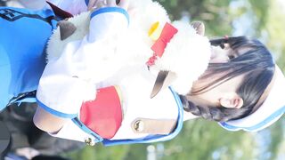 コミックマーケット コスプレ グラマラス美人レイヤーさんの★バックアングル&しゃがみ対面縞パンチラ★ コミケ voyeur jp