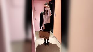 【下着売買悪戯】ゆな（前編）綺麗オーラ全開OLシミ足りずにその場で付けるため、お触り・指ズボ・恥部観察をされる jav jvip