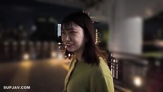 FC2PPV 4816833 【1 9迄990pt】【初撮】Dカップキュート笑顔燦々な色白美乳ムスメ。二次会後激しいピストンで色白ボディと合体。初の巨根でイカせて膣奥に中出 jav