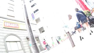 プリクラ潜入成功！　赤チェック×グレーチェック　ゲームセンターで逆さ撮りしました voyeur jp