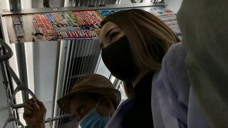 018キレイなお姉さん３人逆さ撮り(重ね) voyeur jp