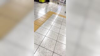 JD盗撮日記16　私服としては初登場！！超Hなミニスカデニム激カワJDを電車内とトイレ内で盗撮【※完全主観29分超撮影】 voyeur jp
