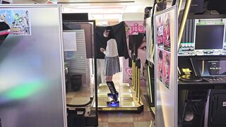 SC巡回報告1　DDR女子1名 お母さんが弟と一緒なので一人行動をしているところを警備 voyeur jp