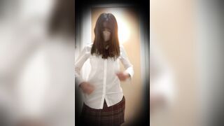 スレンダー美女生着替え撮影で美乳と剛毛おマンコが丸見え【素人】 voyeur jp