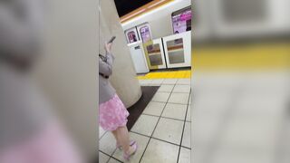 美人ミニワンピお姉さんはスト越しでも鮮やかなPがえっちでした voyeur jp