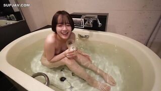 FC2PPV 4818901 3日間！70OFF！【ハメ潮】淫syuセックスでハメ潮祭り！？ショートカット爽やかな日本美女がイキ狂う。。。ハメ潮でびしょびょにクジラsex jav