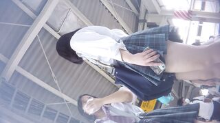 ★JKローアングル＃135 ホームで踊るJK voyeur jp