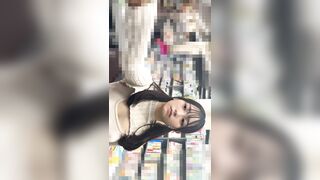 【胸チラ、パンチラシリーズ⑥】 ツインテ神級美女に密着 ♡♡食い込み美尻モロ見え＋エロ乳首激写 voyeur jp