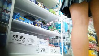 制服JK の生脚を間近で鑑賞する動画 voyeur jp